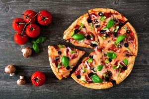 Pizza - zdrowa czy niezdrowa? Obalamy mity!